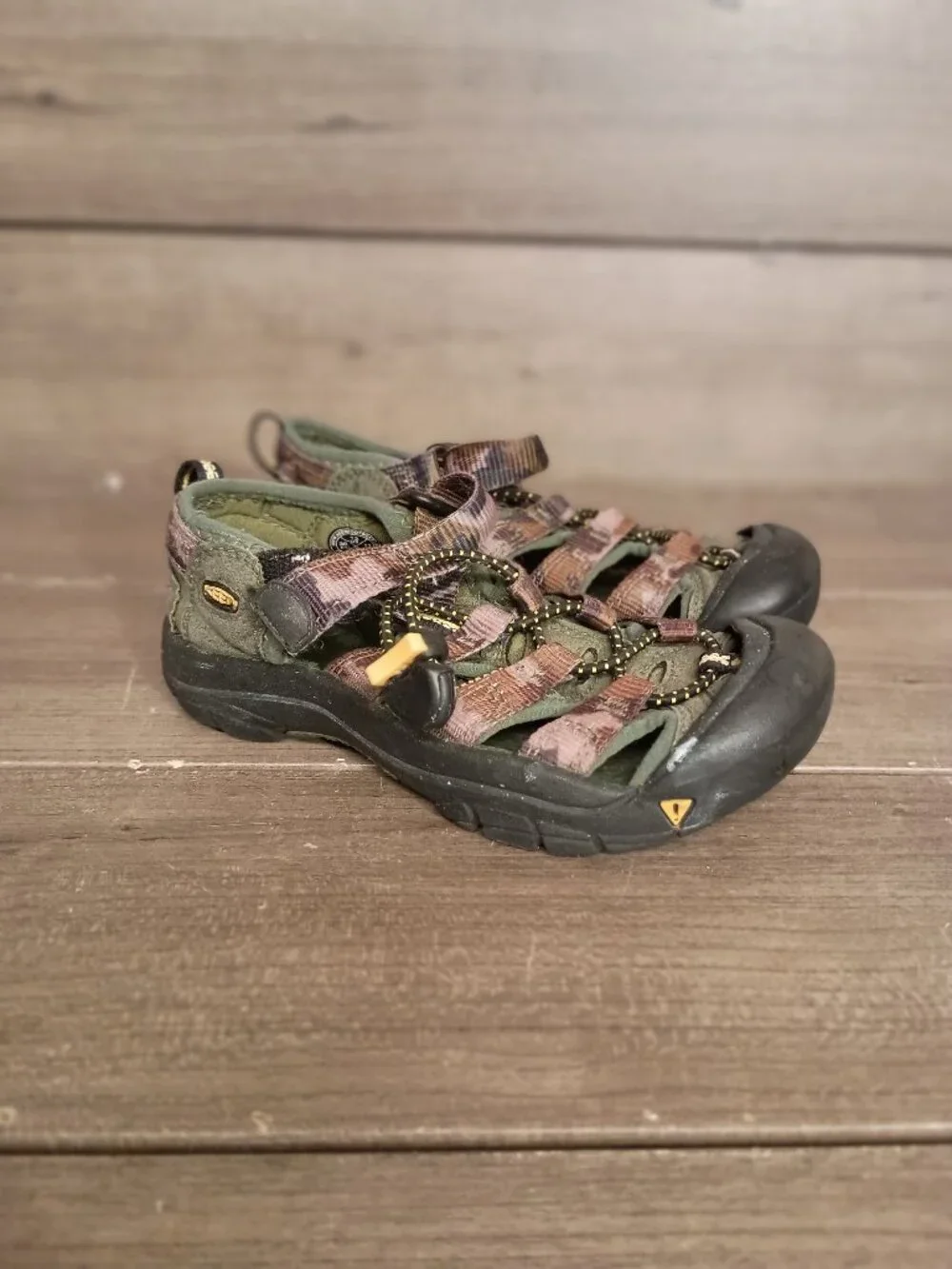 Keen Newport H2 Kids Fisherman Camouflage Sandals Size Kids 12 Waterproof